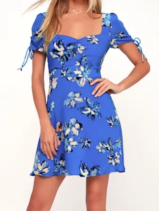 Lulus Dresses & Skirts - Lulus Women’s Bloomin' Love Blue Floral Pattern Skater Dress Size M
